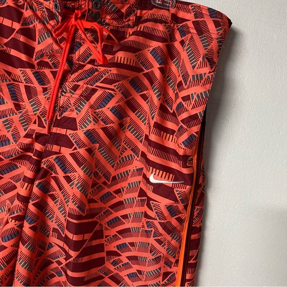 Nike Swim Trunks Men XL Colorful Tie Waist Geometric Board Shorts Mesh Brief 9” - Picture 5 of 11